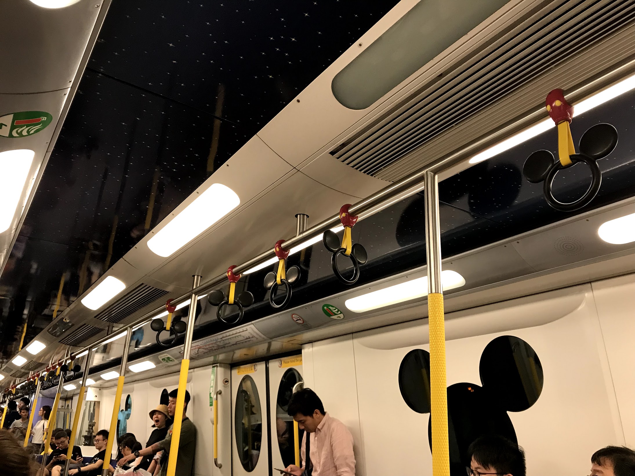 香港迪士尼 米奇列車